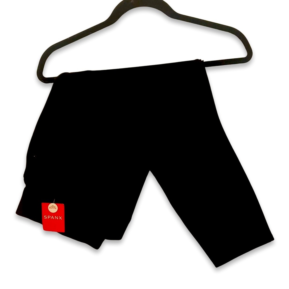 NWT Spanx 4- pocket Skinny in Ponte (petite)